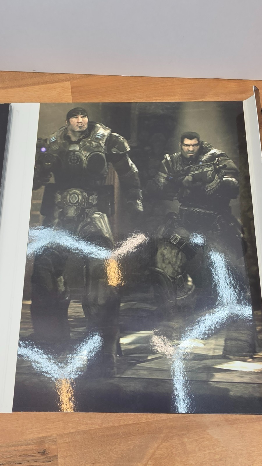 Gears of War Limited Edition Strategy Guide by BradyGames XBOX 360