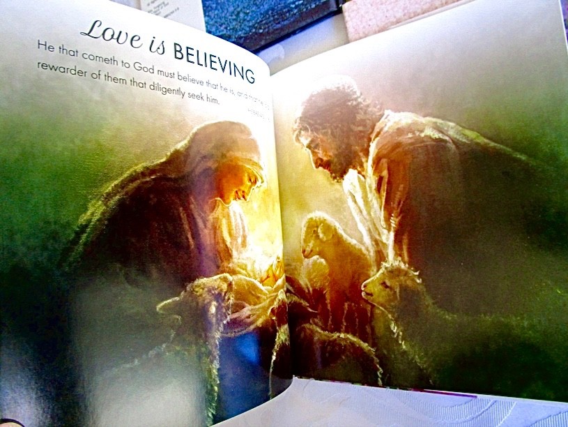 YONGSUNG KIM ART-THE HAND OF GOD/COME FOLLOW ME/THE GOOD SHEPHERD/LOVE IS 4BOOKS