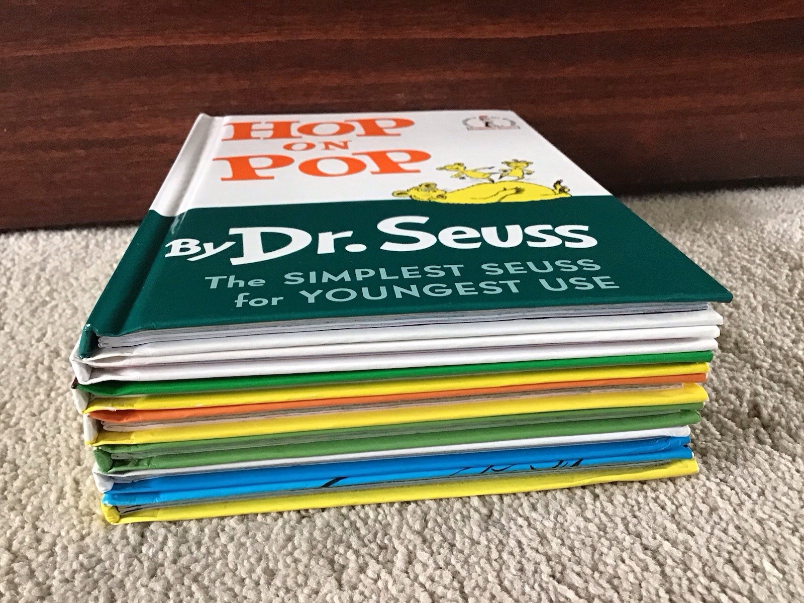 Lot of 7 Hardcover Beginner Books by Dr. Seuss 8 3/4″ x 6 1/4″