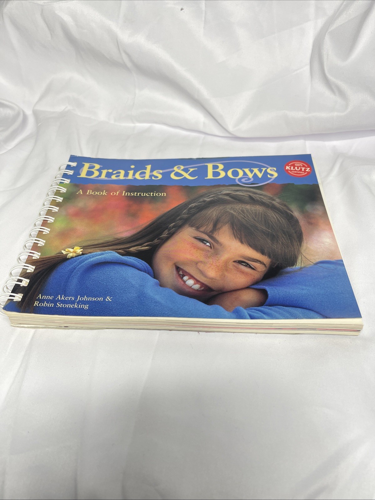Braids & Bows by Robin Stoneking and Anne Akers Johnson (1992) Klutz Vtg
