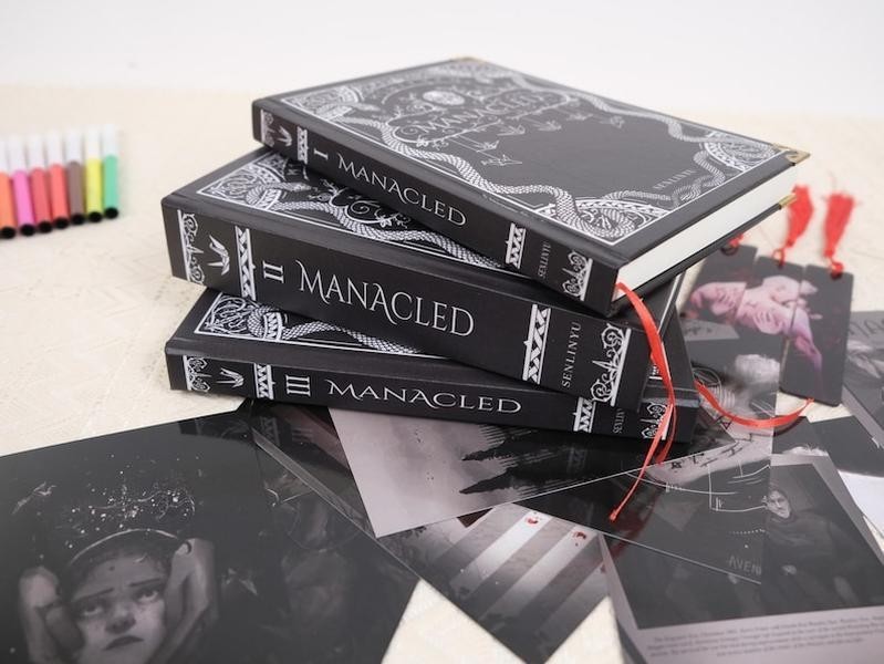 Manacle. Manacled Fanfic.Hardcover Full 3 Separate Volumes. Dramione