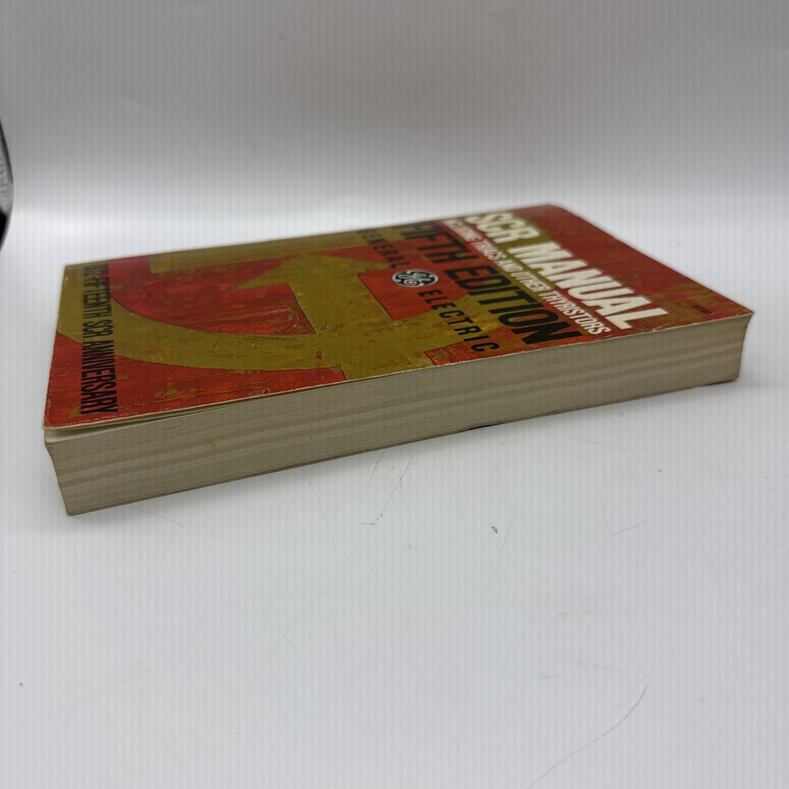 SCR Manual Including Triarcs & Thyristora 5th Ed General Electric Company 1982