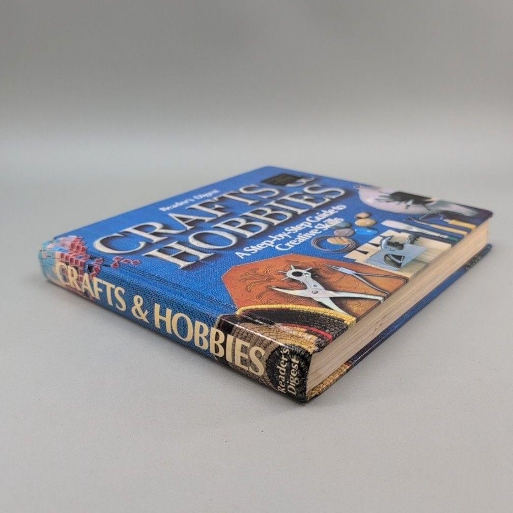 Vintage Crafts & Hobbies Step-By-Step Reader’s Digest HC Blue 1979 USA Guide