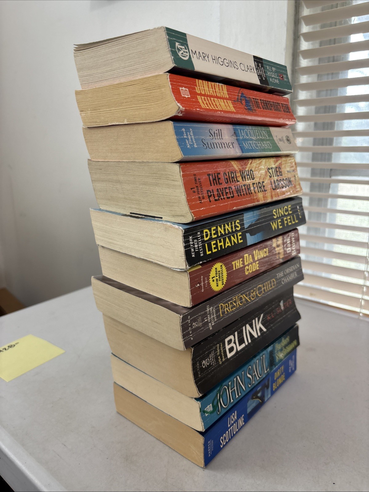 Lot of 10 – Mystery and Thrillers – Mixed Authors – FREE SHIPPING