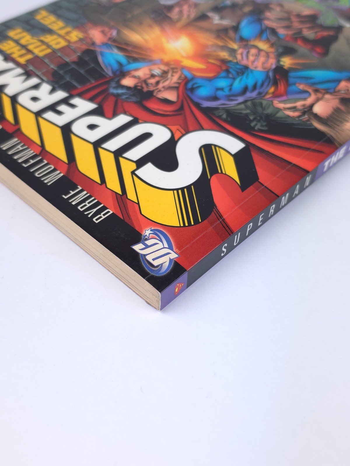 Superman: The Man of Steel: Volume 4 by John Byrne: Used