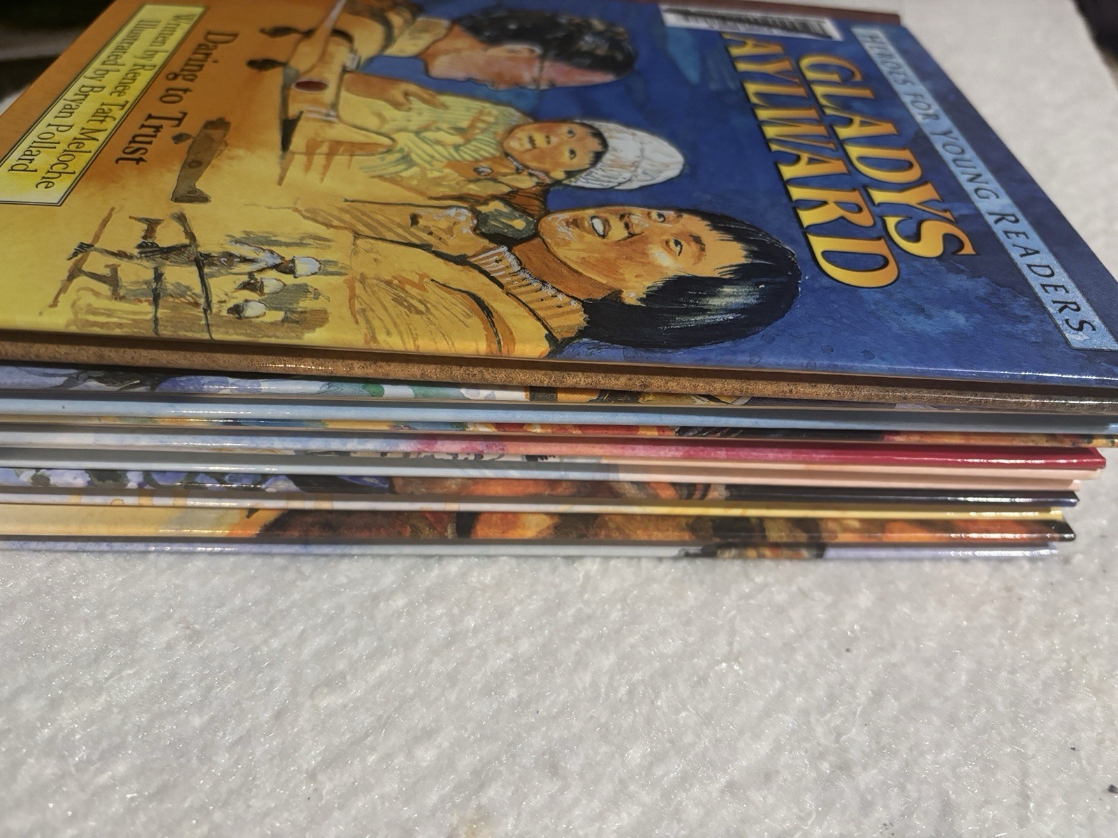 Heroes For Young Readers Lot Of 7 Books Moloche / Pollard YWAM Publishers HC