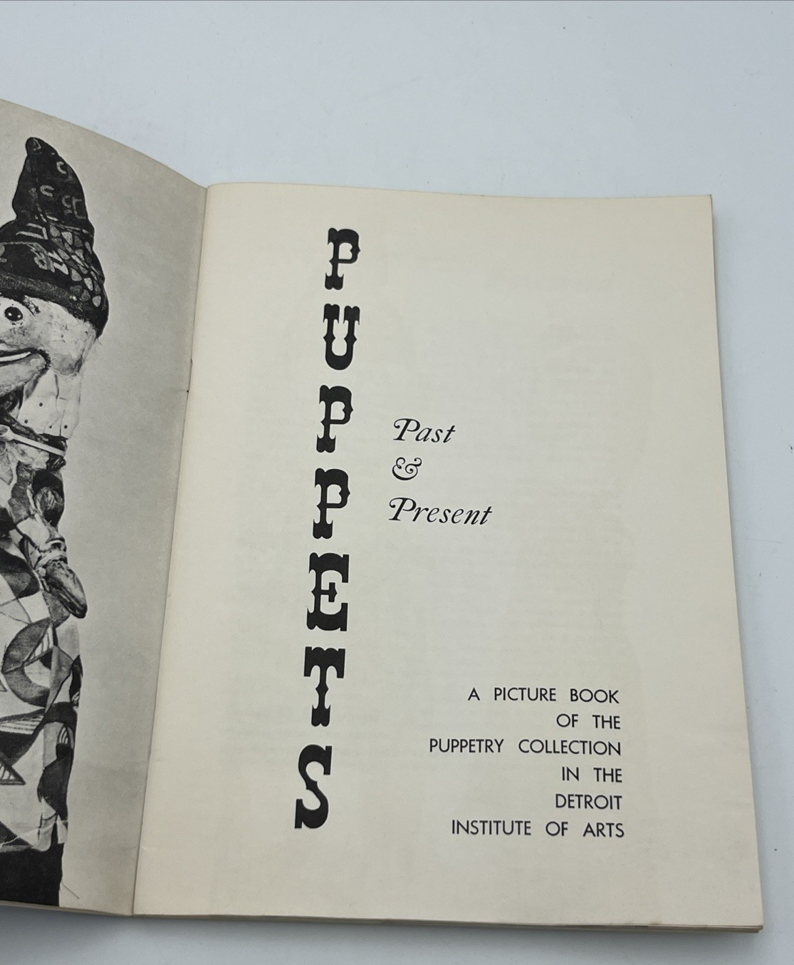 Exhibition Booklet Puppets Past and Present The Detroit Institute of Arts 1960