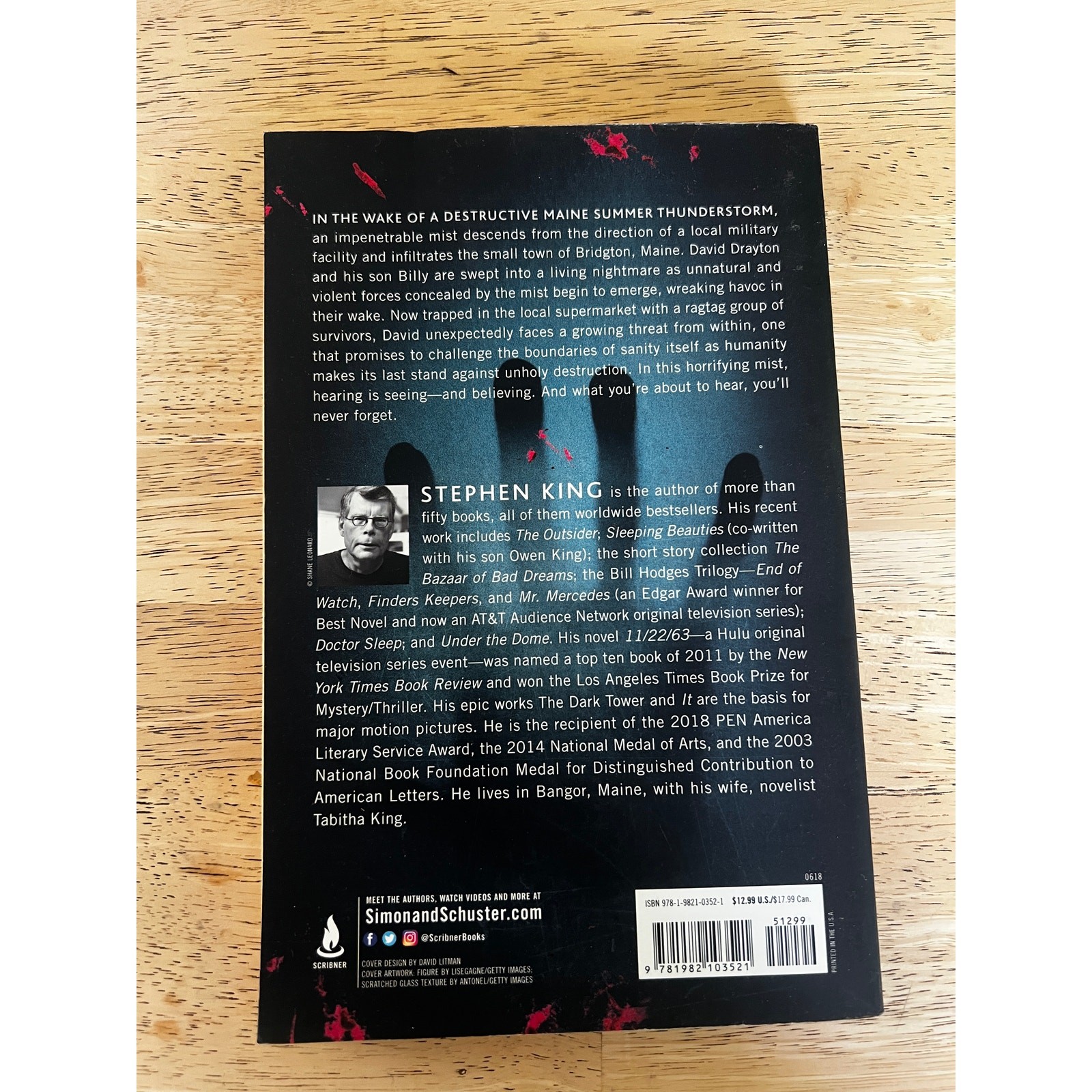 Stephen King The Mist Book 1st Scribner Trade Paperback Edition 2018