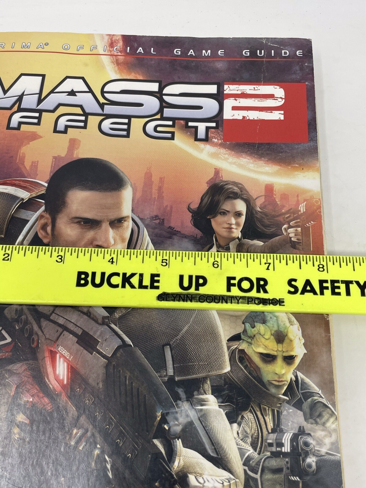 MASS EFFECT 2 COVERS ALL PLATFORMS AND ALL DLC PRIMA By Prima Games 2010