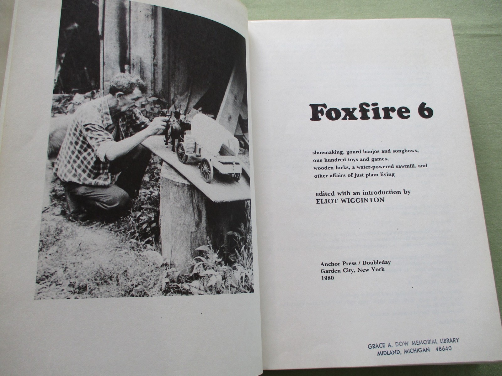 FOXFIRE 6 Hardcover Dust jacket 1980 ELIOT WIGGINTON First Edition Plain Living