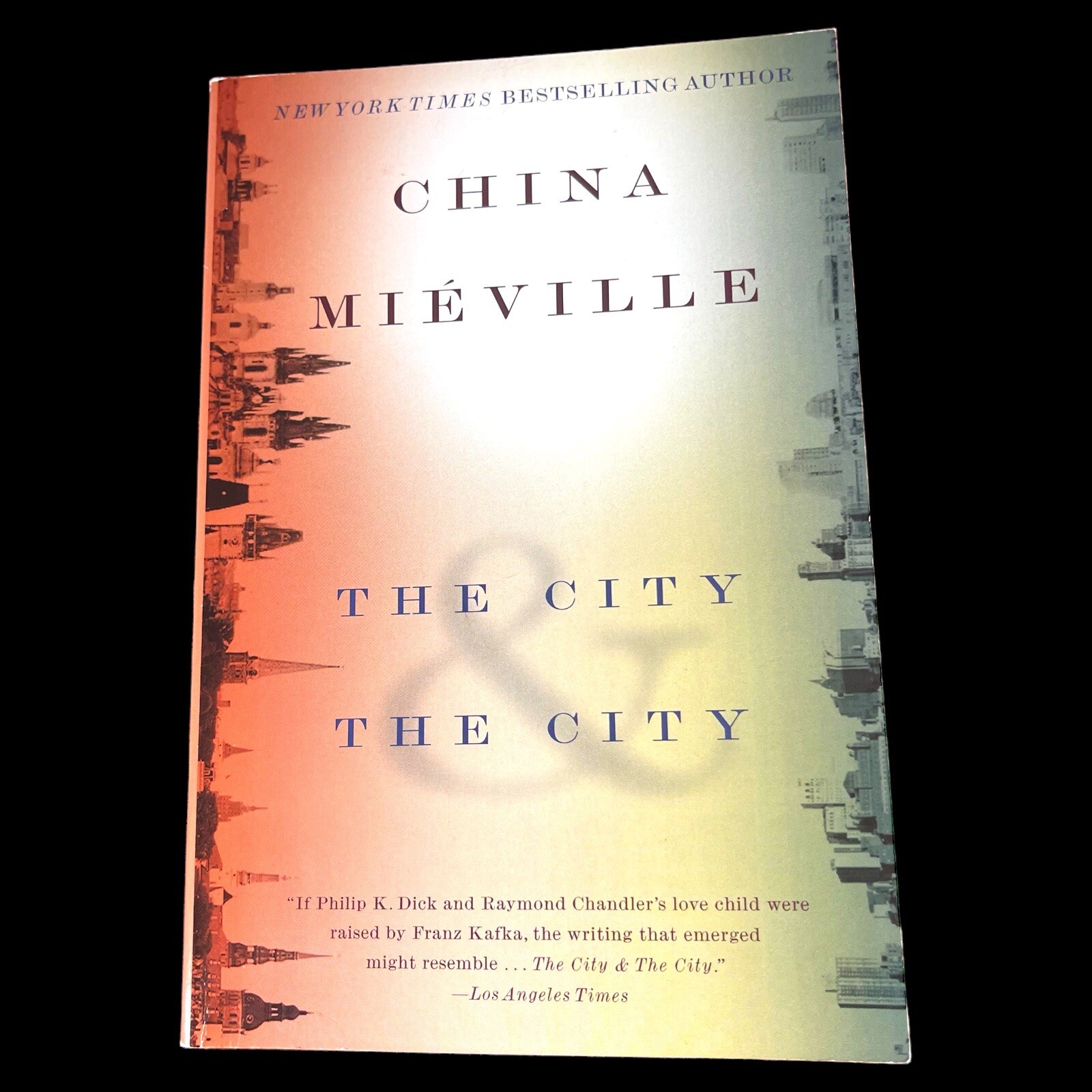 The City & The City (Random House Reader’s Circle) – Paperback –