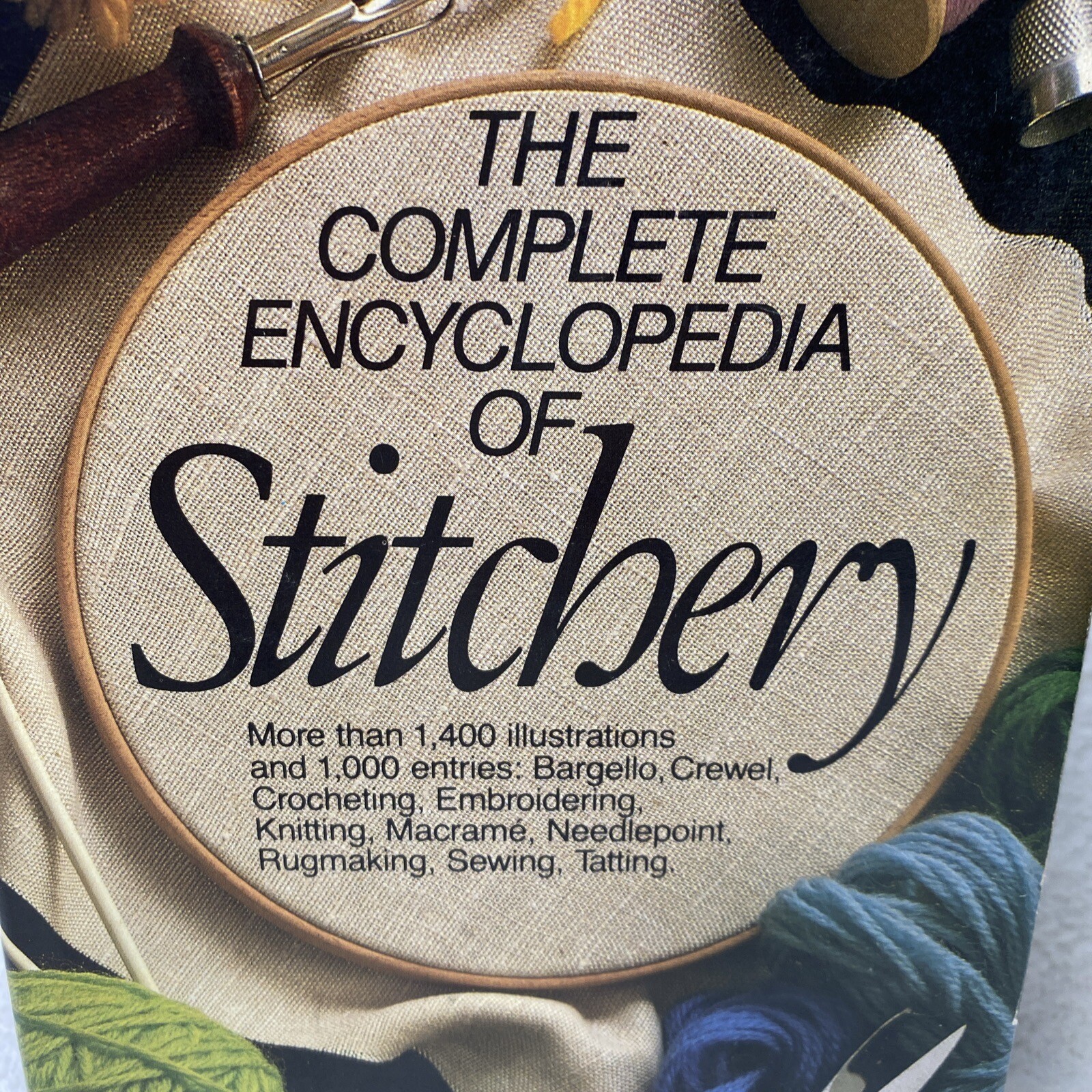 Vintage The Complete Encyclopedia of Stitchery by Mildred Graves Ryan 1979 HC DJ