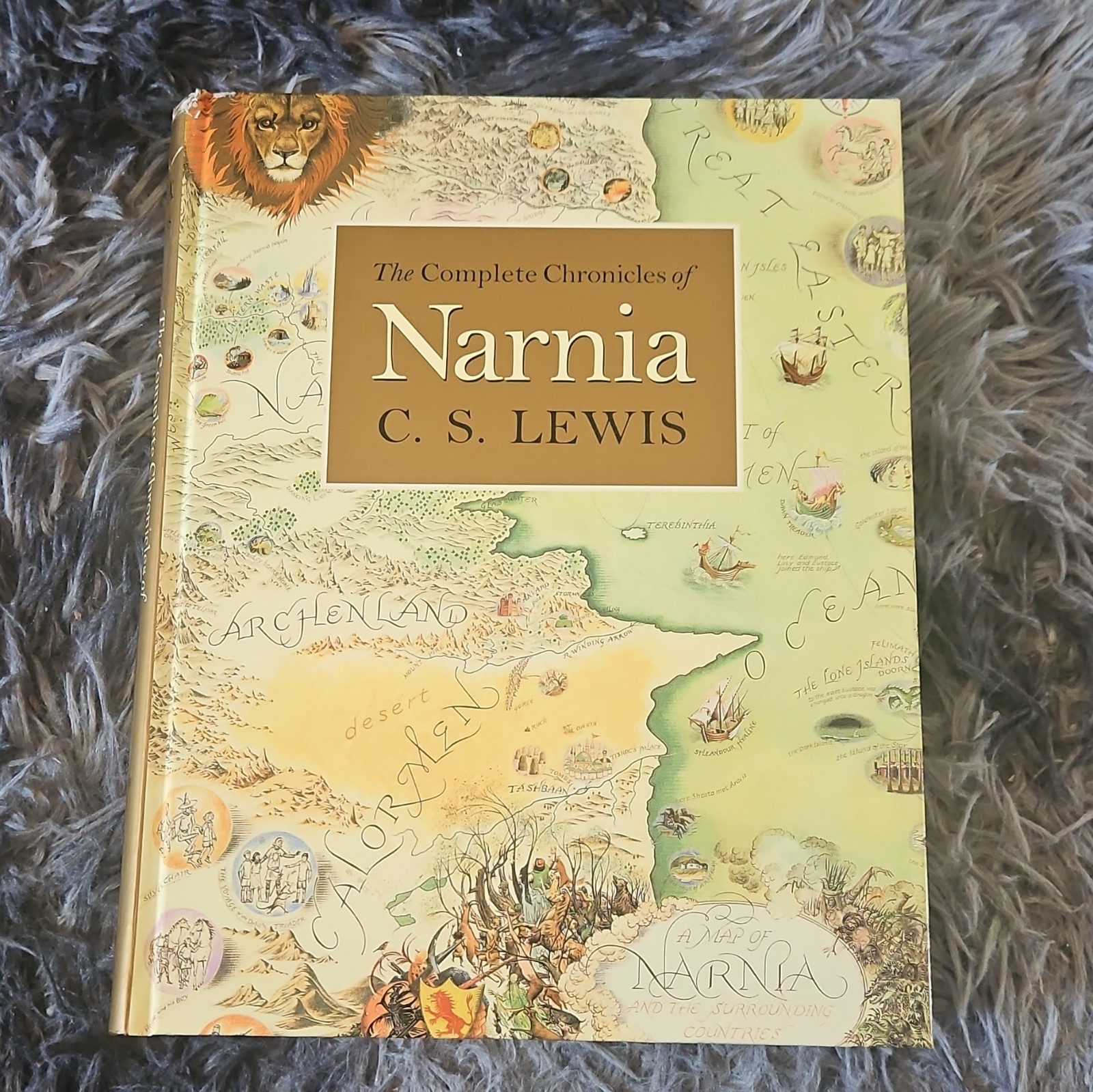 The Complete Chronicles of Narnia C.S. Lewis & Pauline Baynes