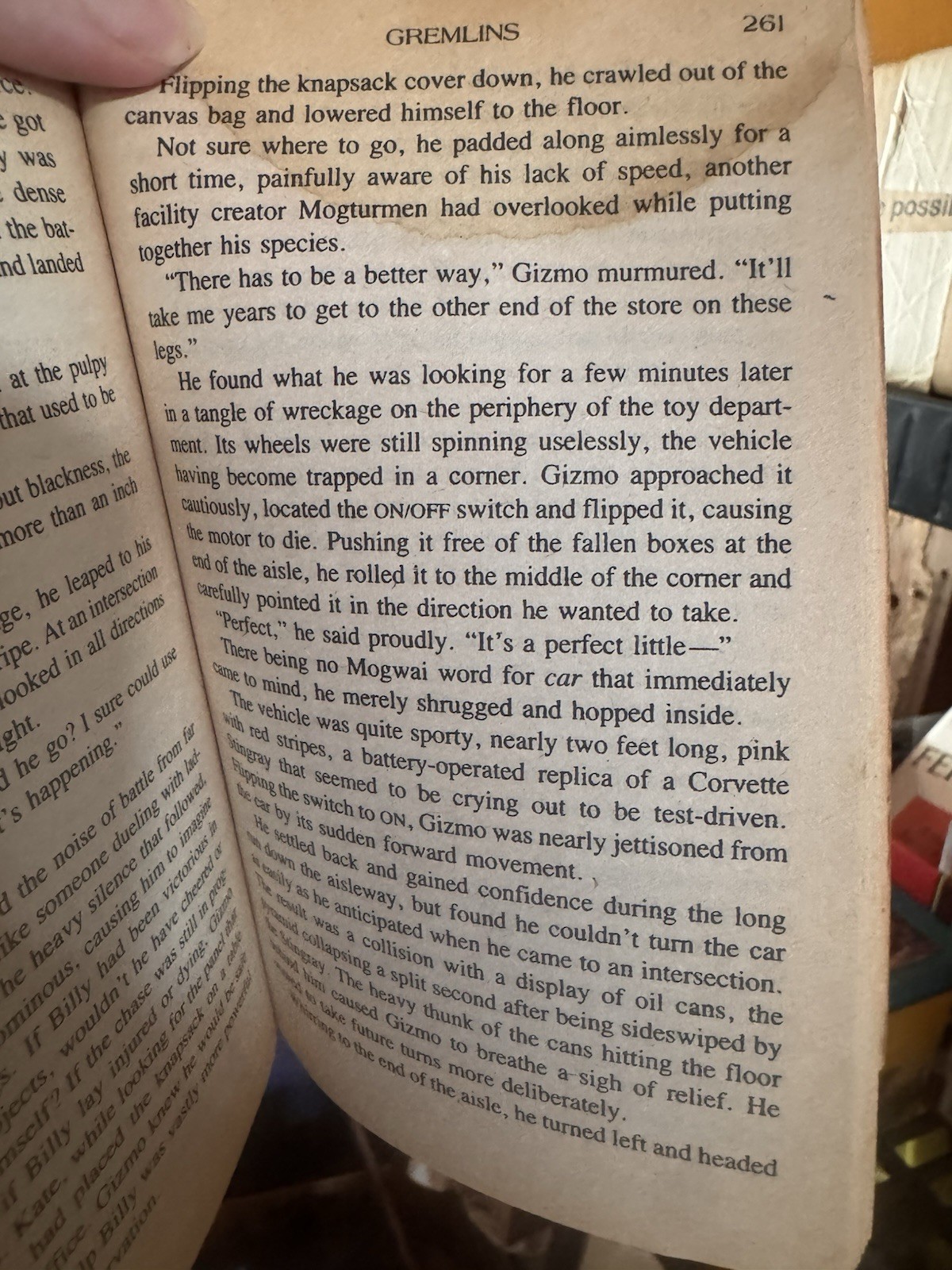 Gremlins George Gipe Paperback Avon Illustrated Horror Fiction Novel English