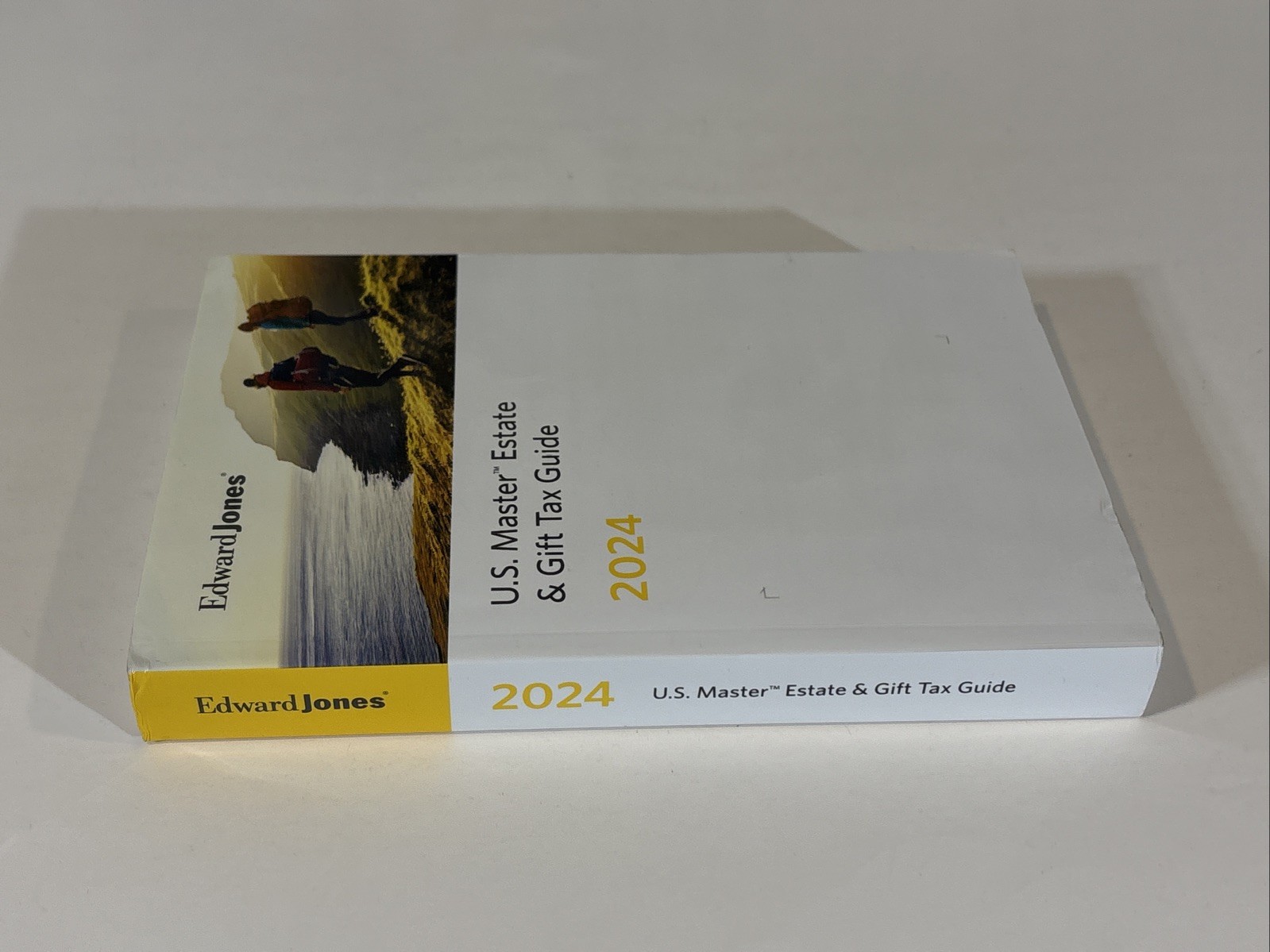 2024 U.S. Master Estate & Gift Tax Guide Wolters Kluwer Edward Jones Book