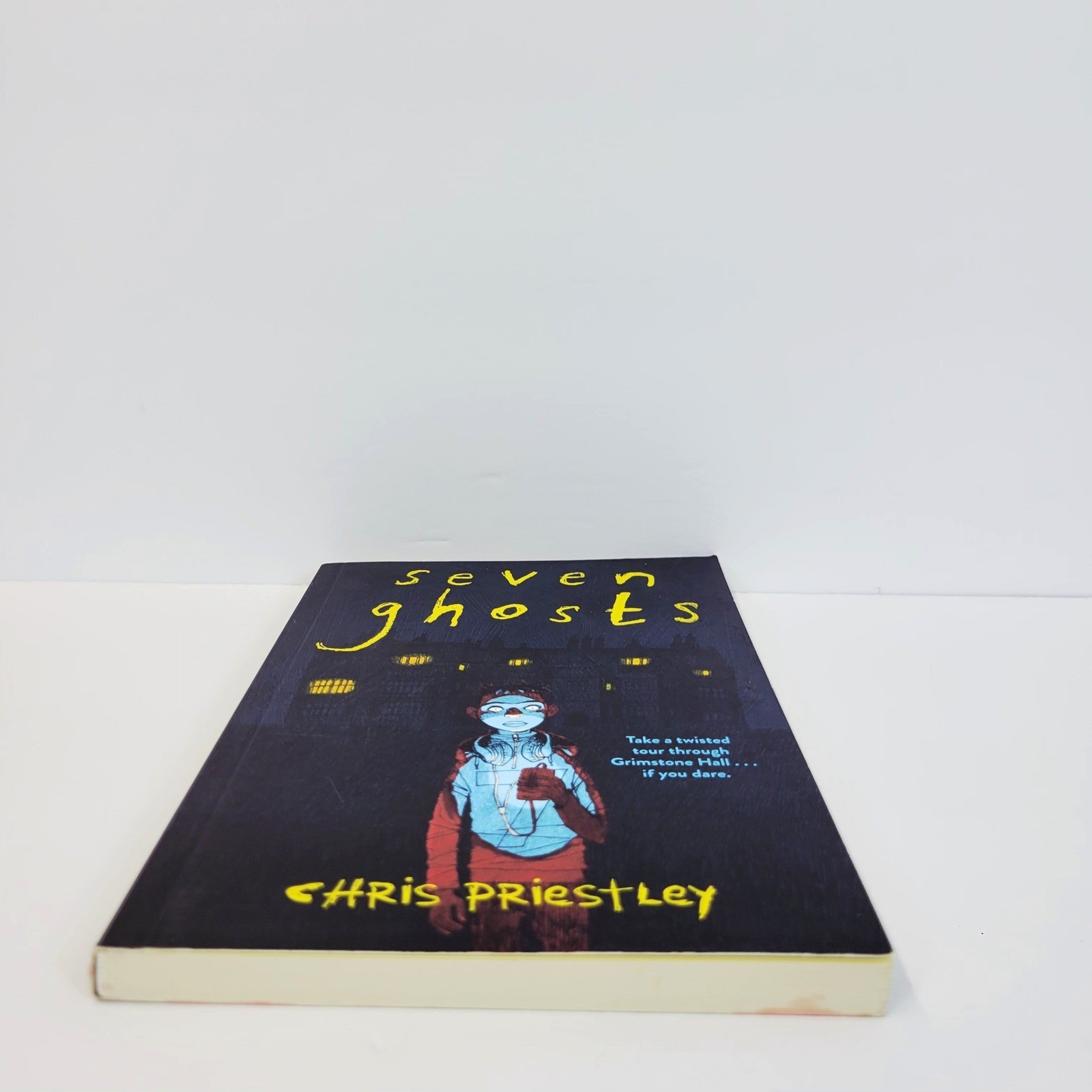 Seven Ghosts Book Kids Book Dyslexia Friendly Horror Union Square Kids