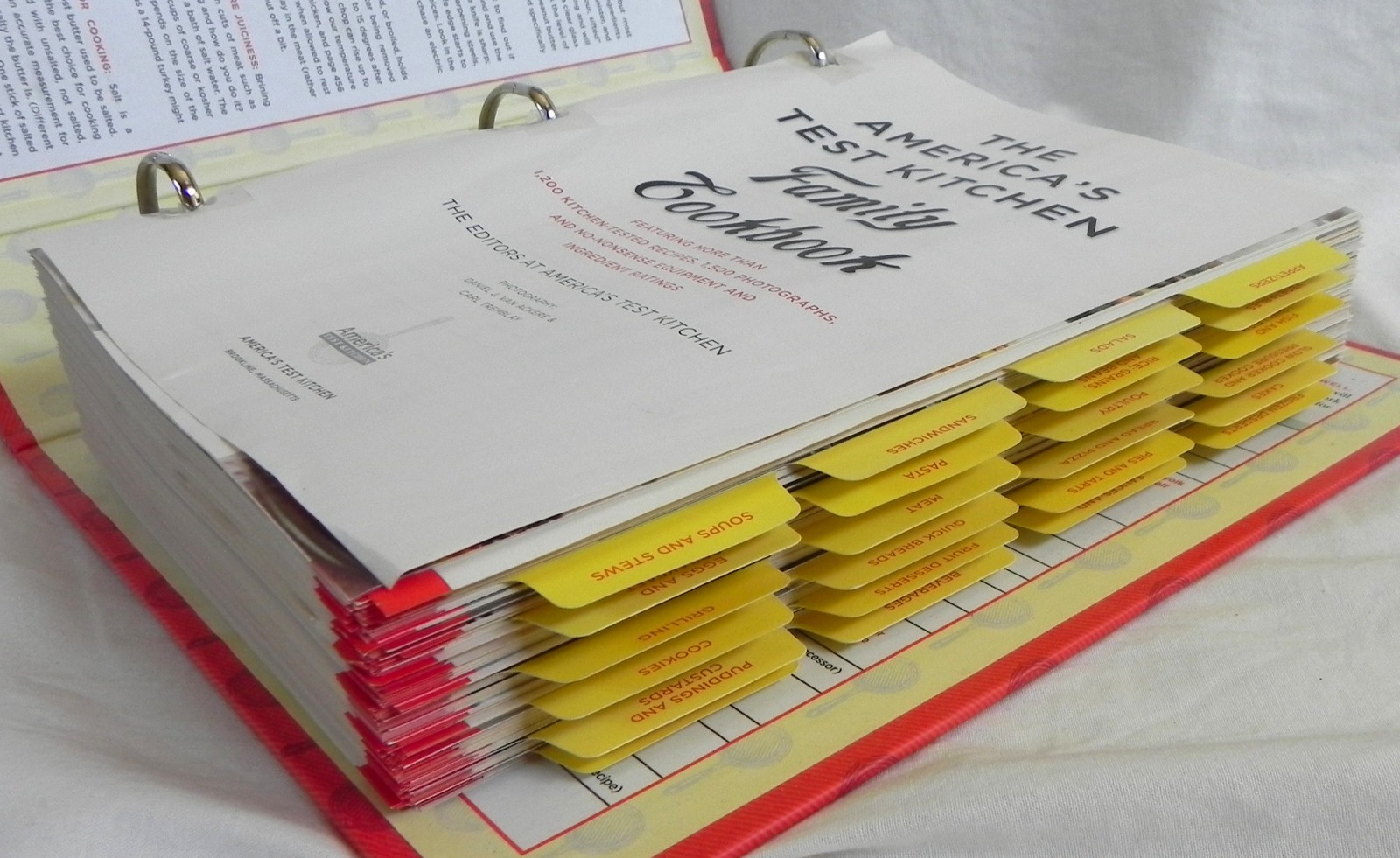 “The America’s Test Kitchen Family Cookbook” 1200 Recipes, 848 Pages, 2005, VG