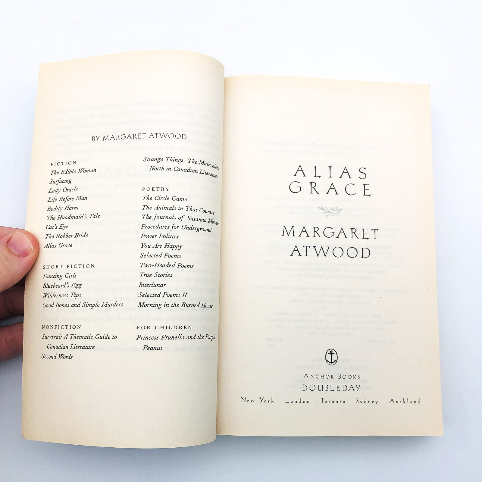 Alias Grace Paperback Margaret Atwood 1997 19th Century Women Murderers Trials Y