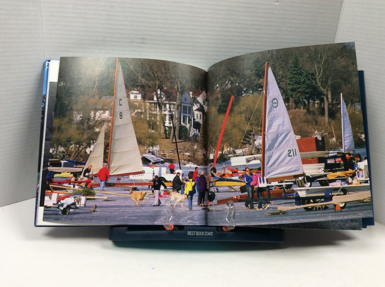 LAKE GENEVA; LIFE AT THE WATER’S EDGE HC Keefe FIRST EDTION 2006
