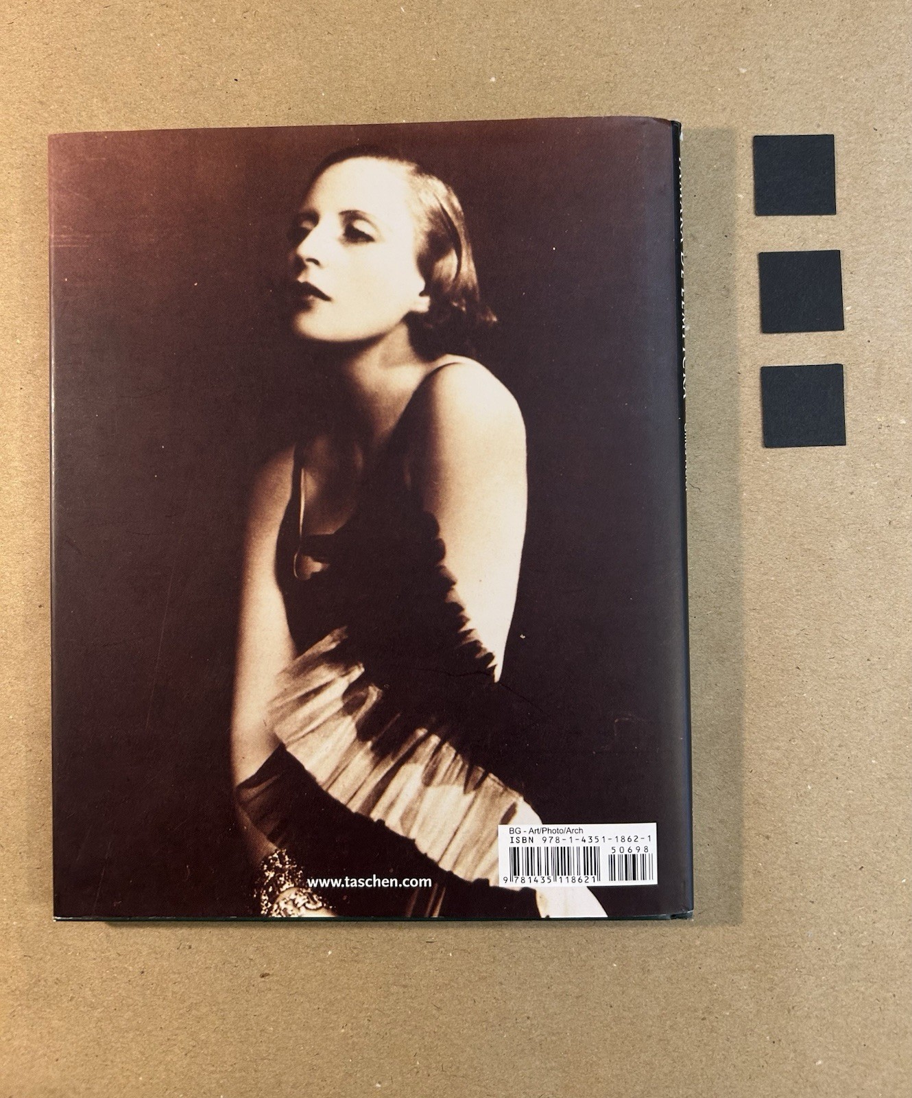 TAMARA DE LEMPICKA: 1898-1980 By Gilles Neret – Hardcover