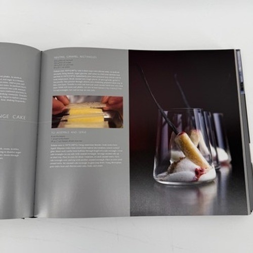 Alinea Cookbook Grant Achatz Hardcover Ten Speed Press 2008 Molecular Gastronomy
