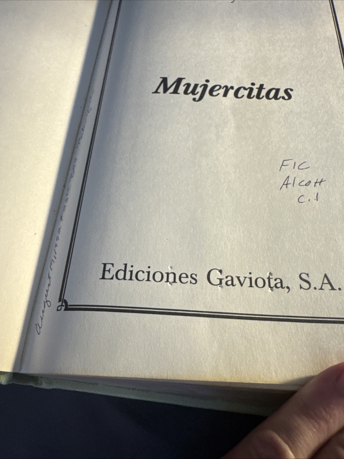 Little Women Luisa May Alcott Susaeta 1990 – BOOK Spanish Am Minor Water Marks