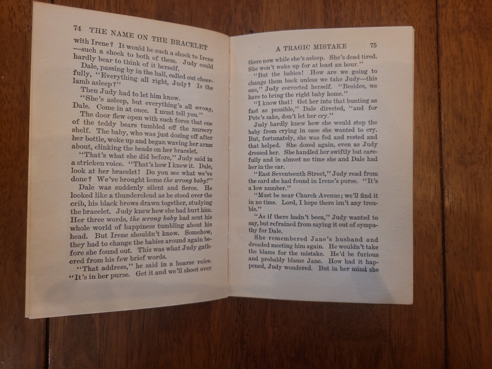 The Name on the Bracelet by Margaret Sutton Judy Bolton Mystery Series 1940 Ed
