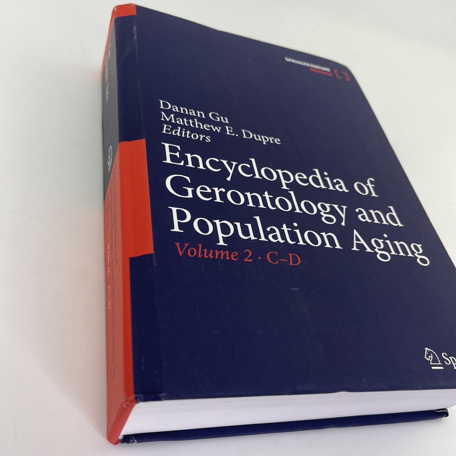 Encyclopedia of Gerontology and Population Aging Volume 2 C-D English Hardcover