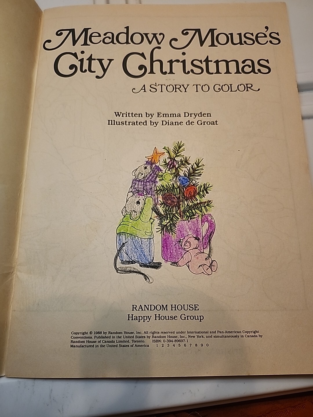 Meadow Mouse City Christmas ,A Story To Color, Coloring Book,By Random House