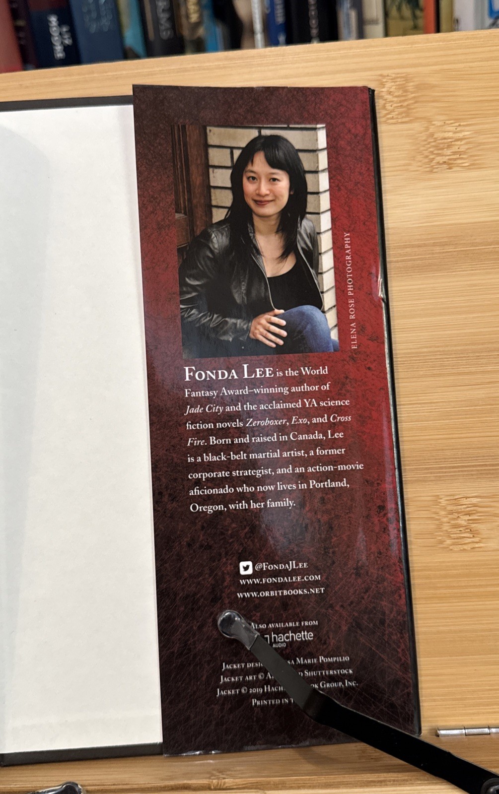 SIGNED – Jade War – Fonda Lee (Hardcover) First Edition/Print, 1st/1st, $26.00