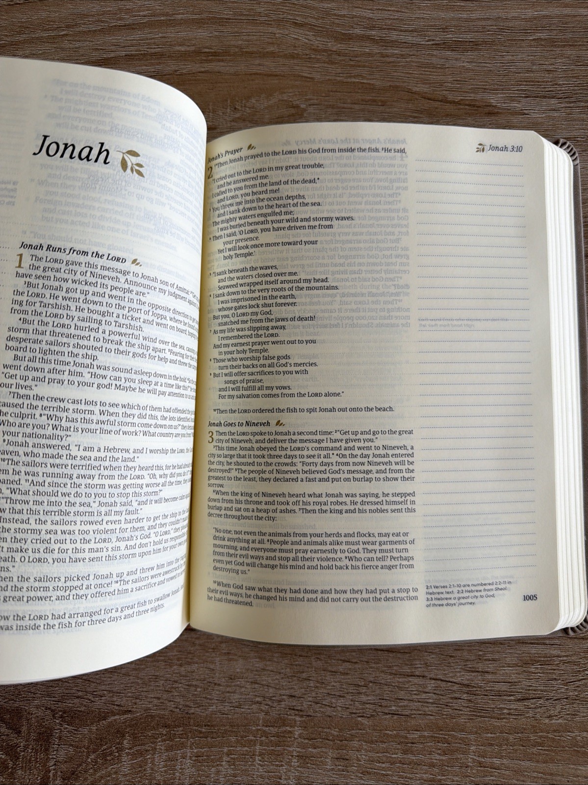 Hosanna Revival Bible New Living Translation Notetaking Wide Margins NLT