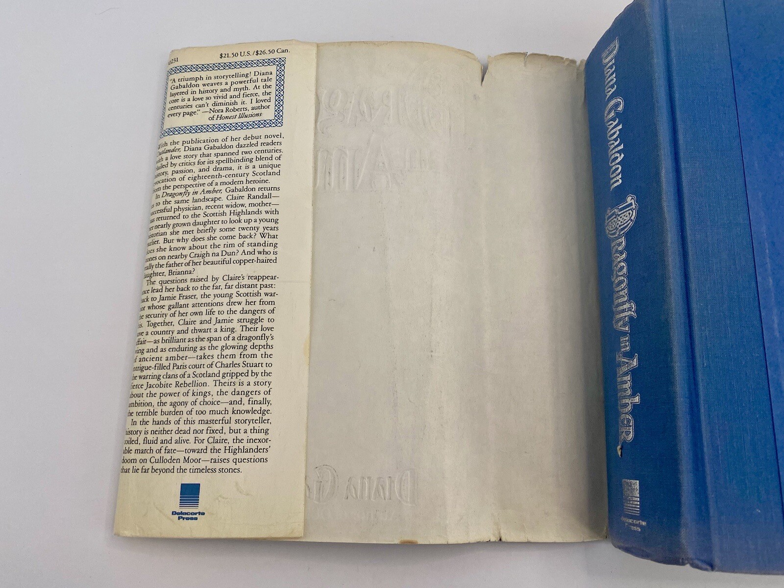 Diana Gabaldon Dragonfly In Amber Hardcover Book 1st Edition First Printing