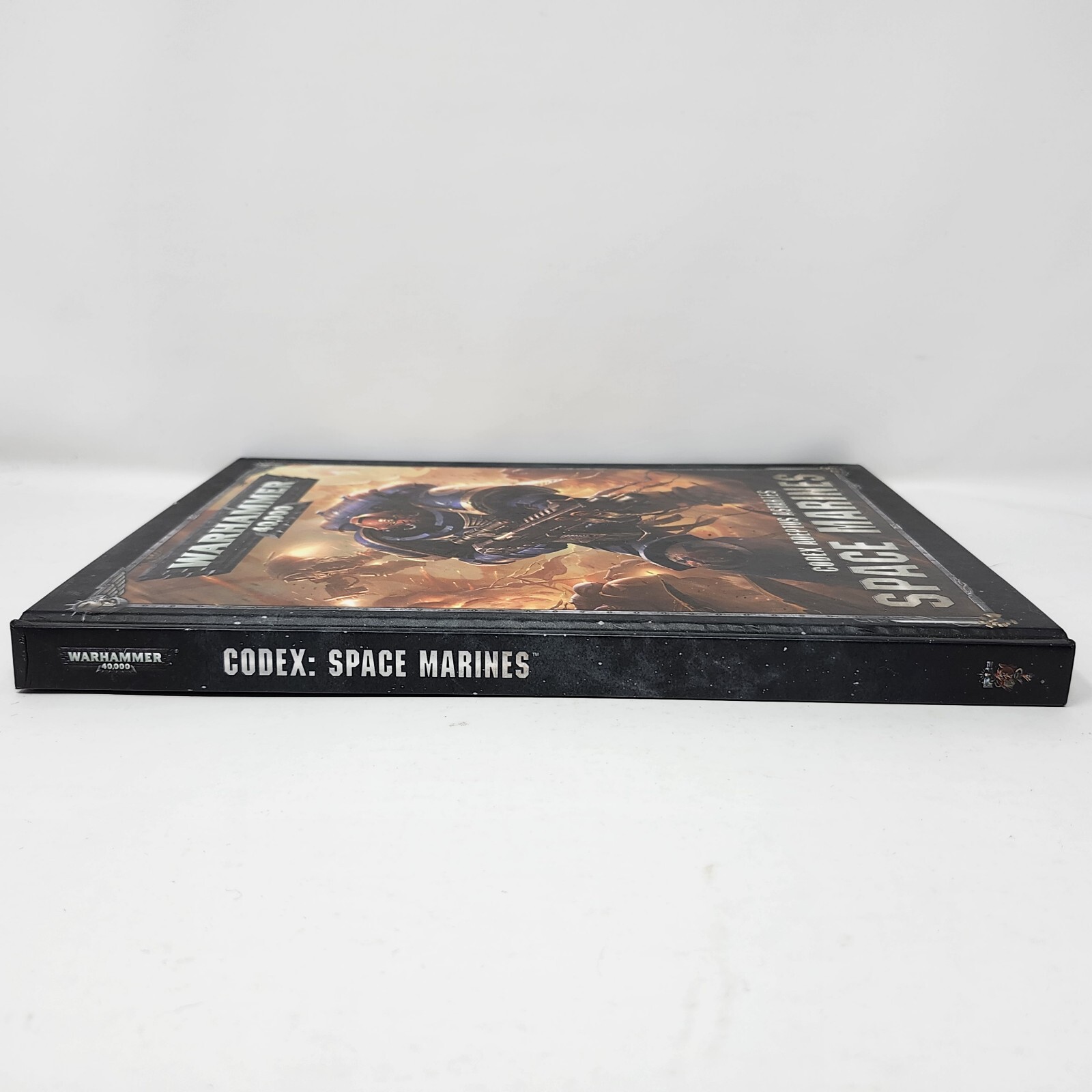 Warhammer 40k: Codex Adeptus Astartes: Space Marines 2017 Hardcover.