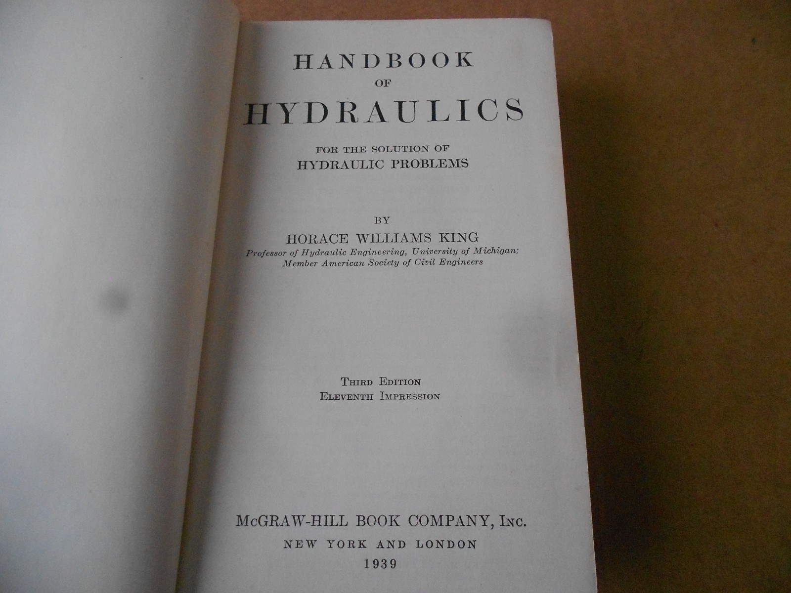 1939 Handbook of Hydraulics for the Solution of Hydraulic Problems by King