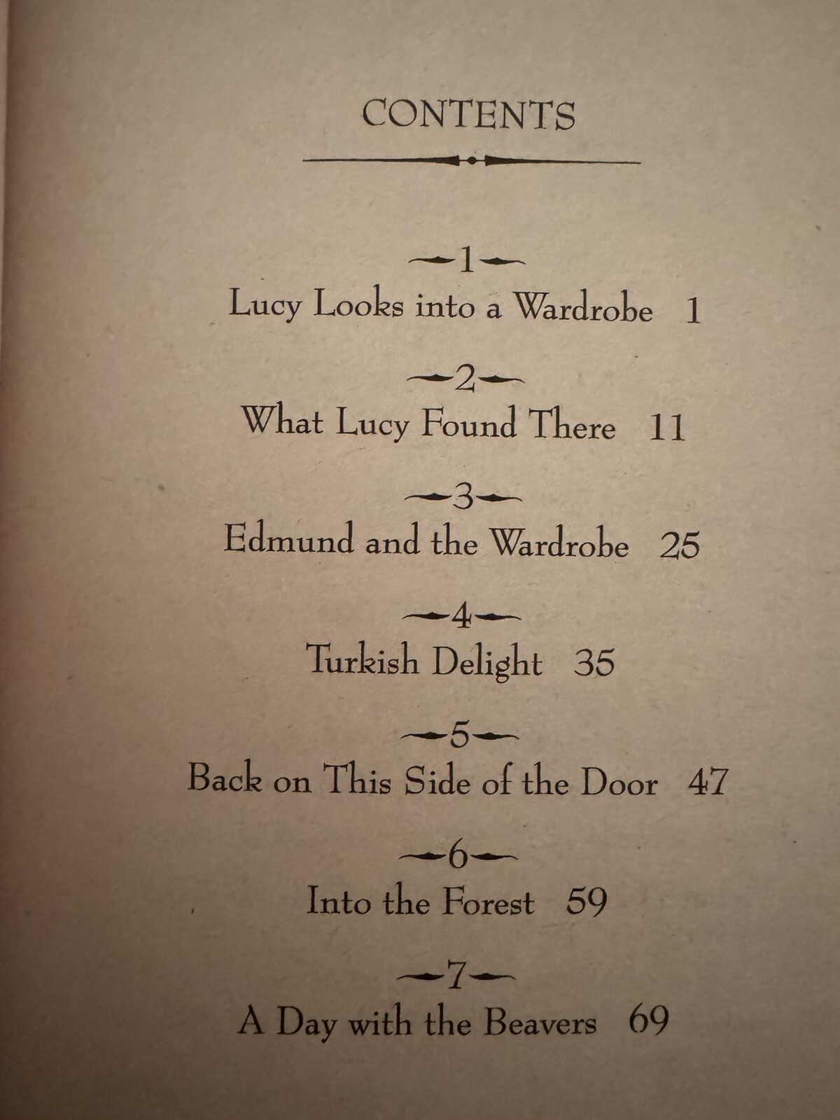 The Lion, the Witch, and the Wardrobe Lewis, C. S.|Baynes, Pauline