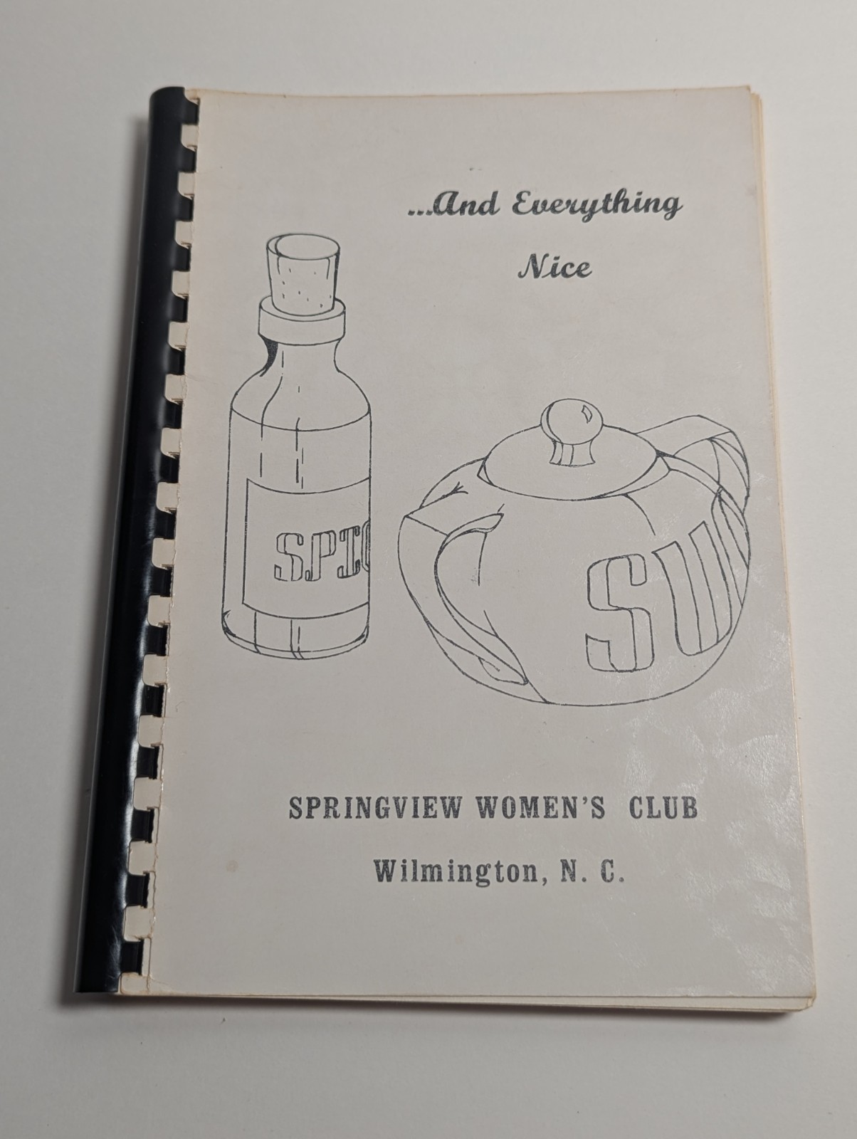 Southern Cooking – Springview Women’s Club Wilmington NC 1974 106 pages