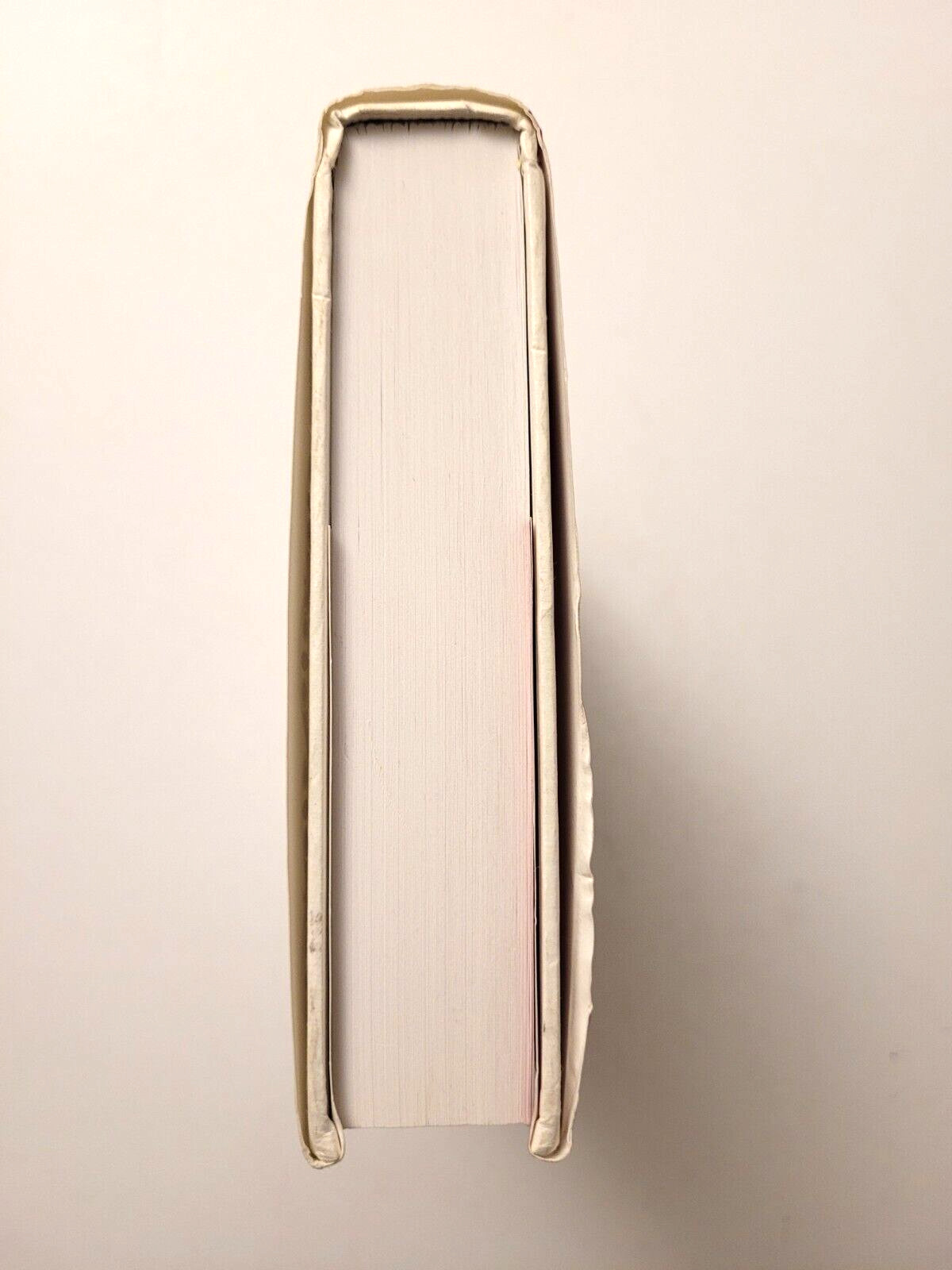 DAUGHTERS OF THE INQUISITION – CHRISTINA CRAWFORD – 2004 – HC/DJ – 1ST EDITION