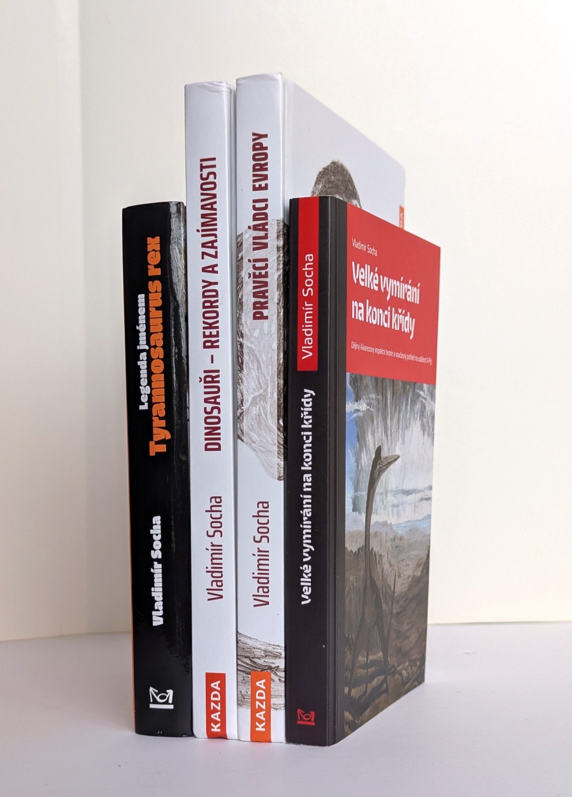 Tyrannosaurus rex Lot of 4 Czech Books on Dinosaurs Paleontology Vladimír Socha