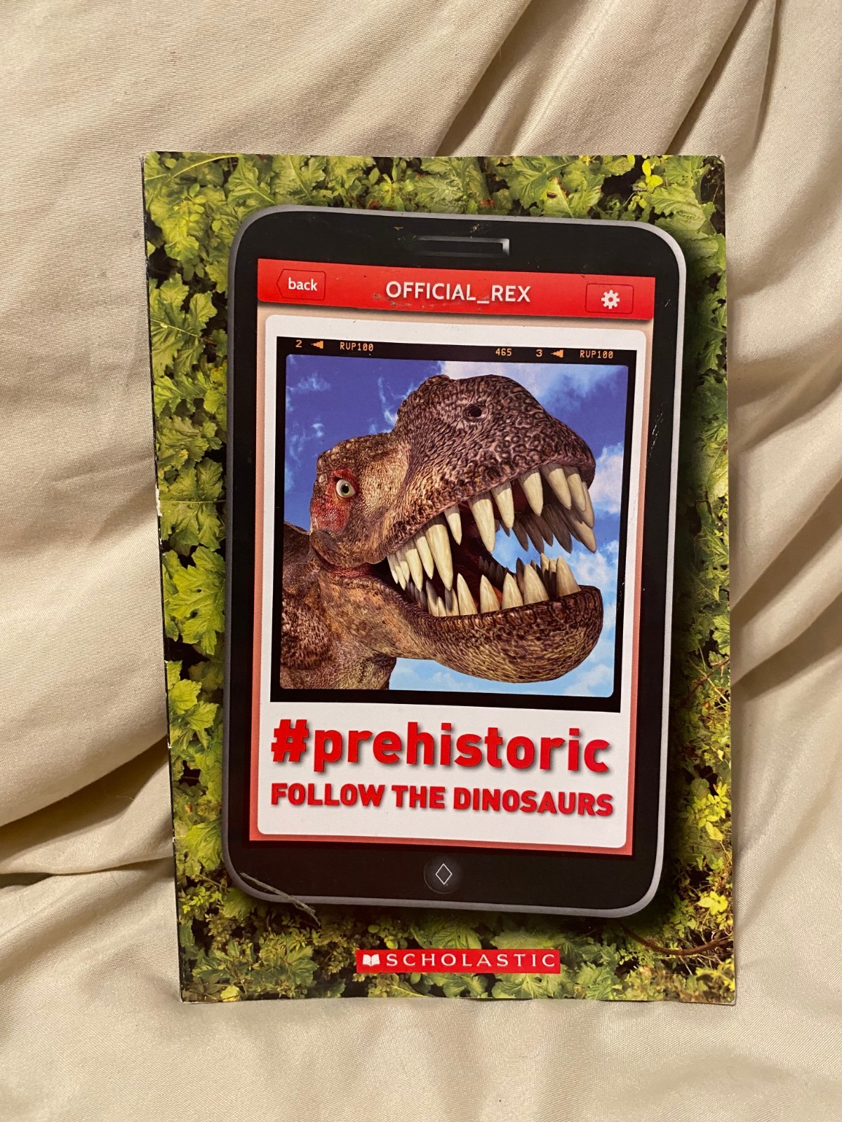 Childrens Educational Dinosaur 4 Book Lot Paperbacks