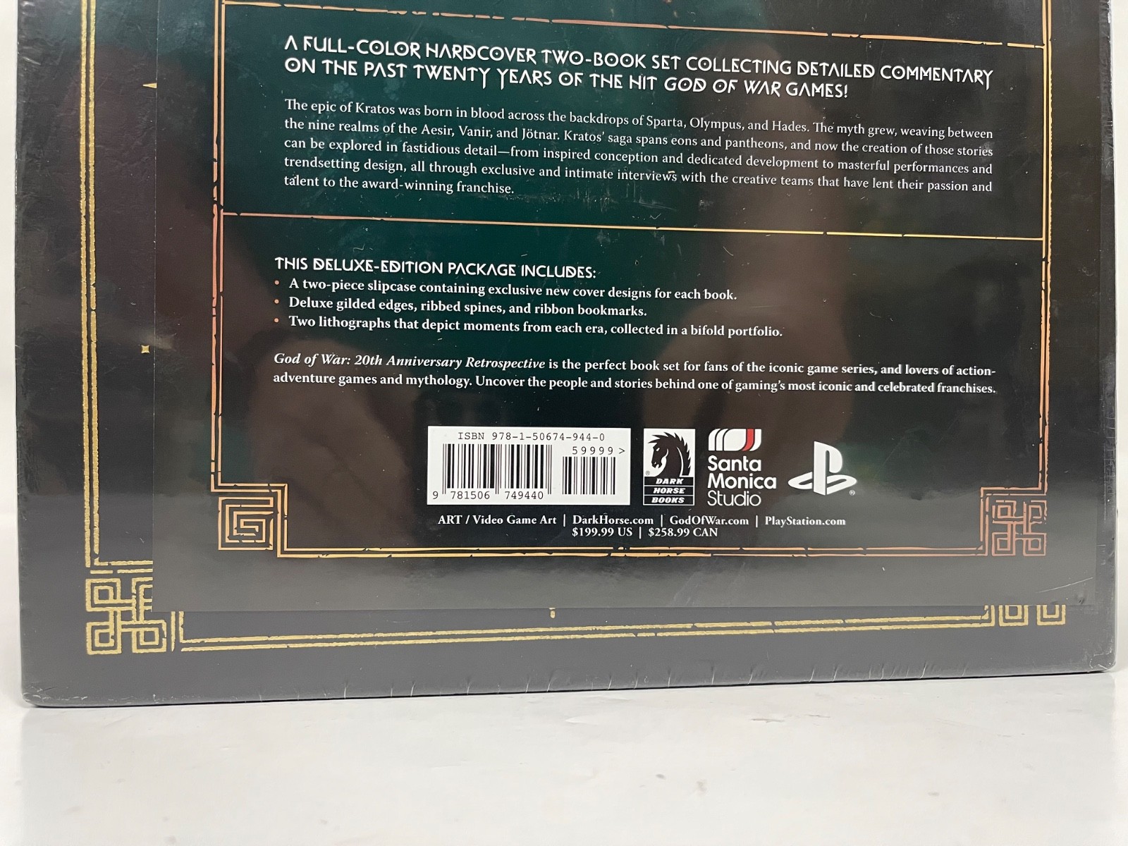 God of War 20th Anniversary Retrospective Deluxe Edition Hardcover 2 Book Set