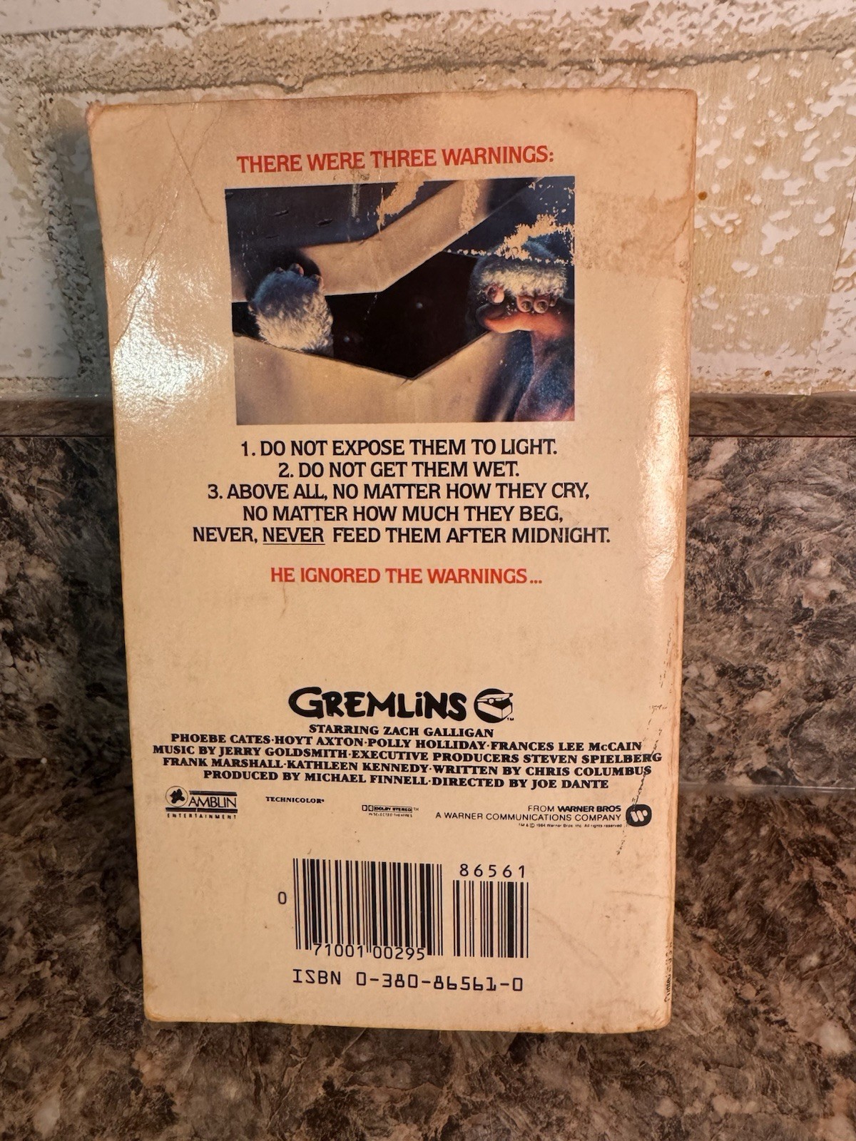 Gremlins George Gipe Paperback Avon Illustrated Horror Fiction Novel English