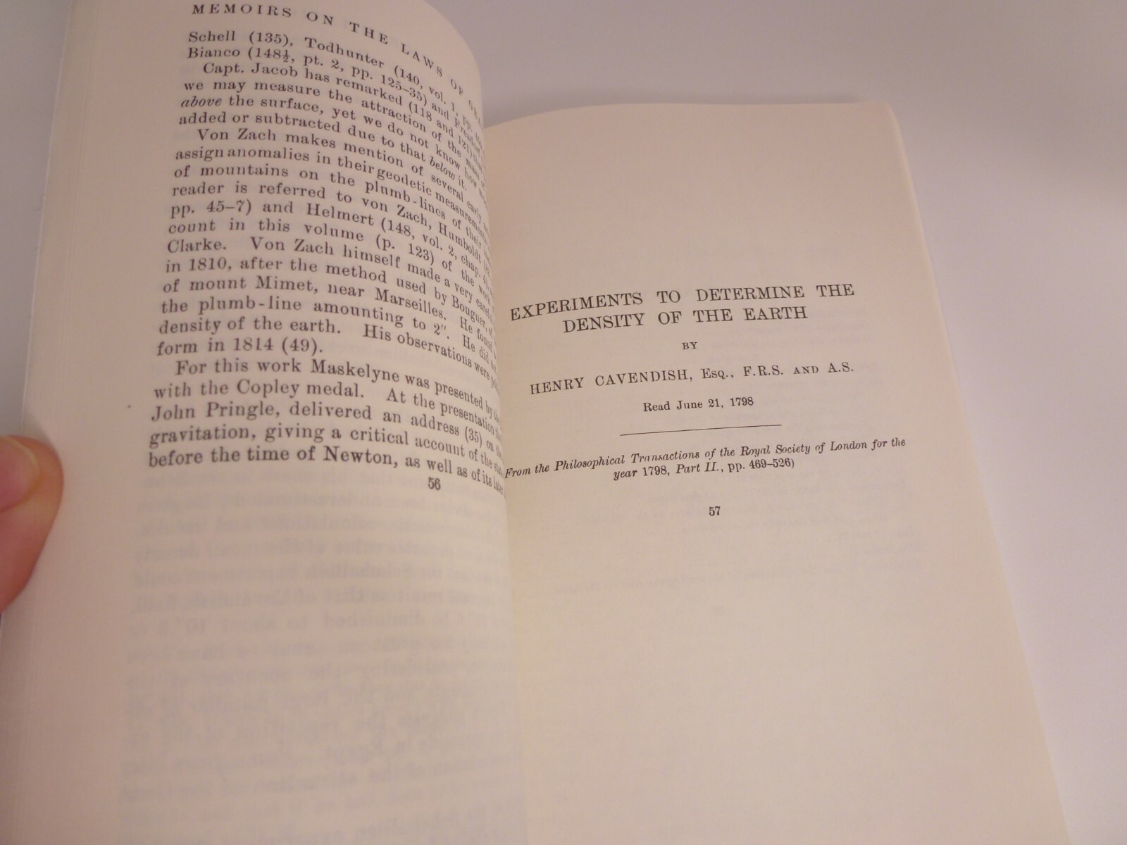 The Laws of Gravitation Memoirs by Newton Bouger & Cavendish – 2002 159 Pages