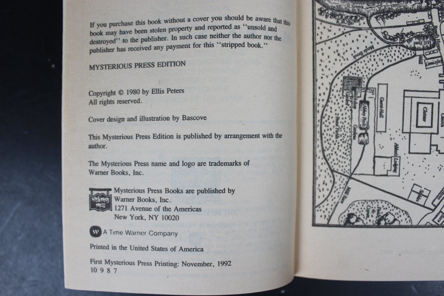 Monk’s Hood Ellis Peters 1992 First Mysterious Press Printing Cadfael Mystery VG