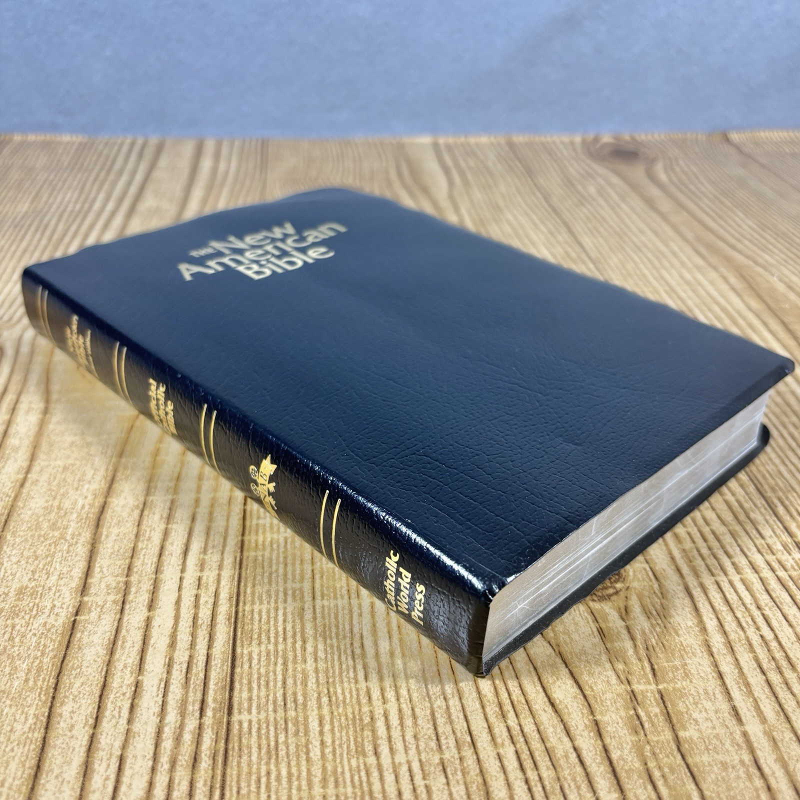The New American BIBLE NAB Official Catholic Bible Catholic Word Press 2011
