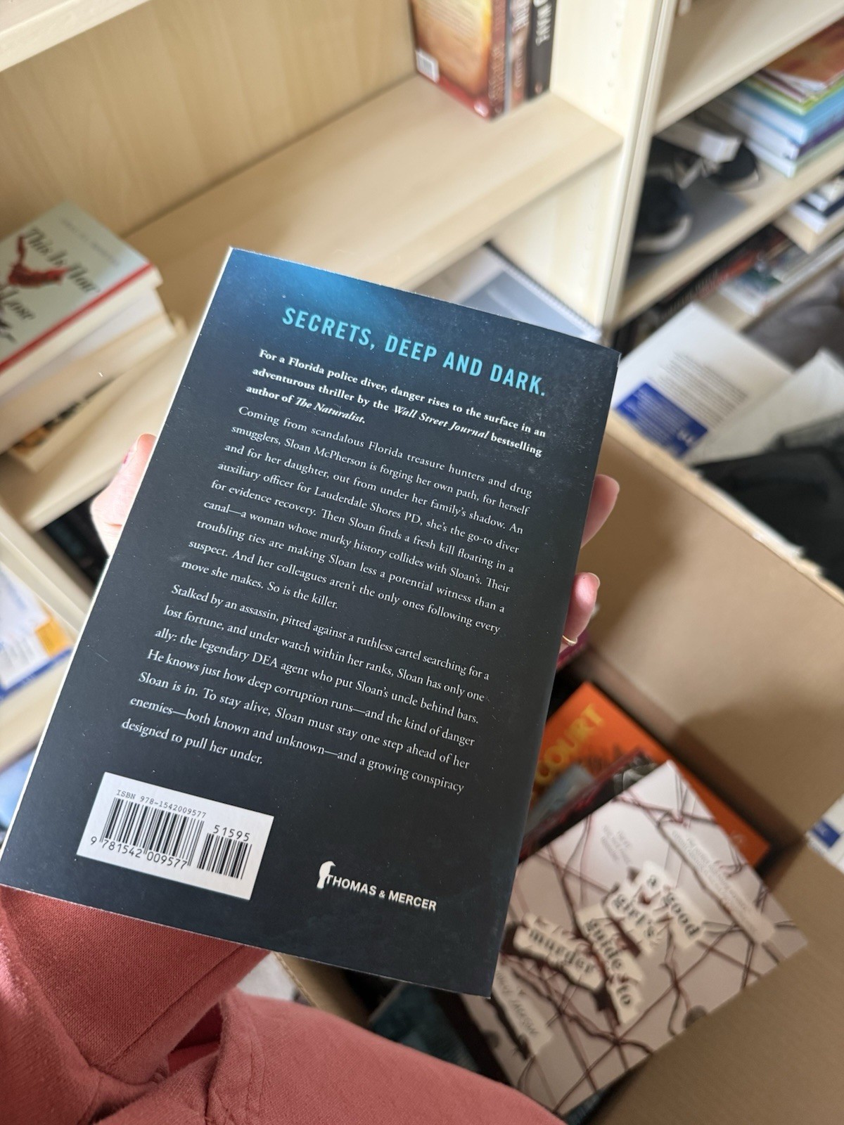 Andrew Mayne The Girl Beneath the Sea Paperback Thriller Young Adults English