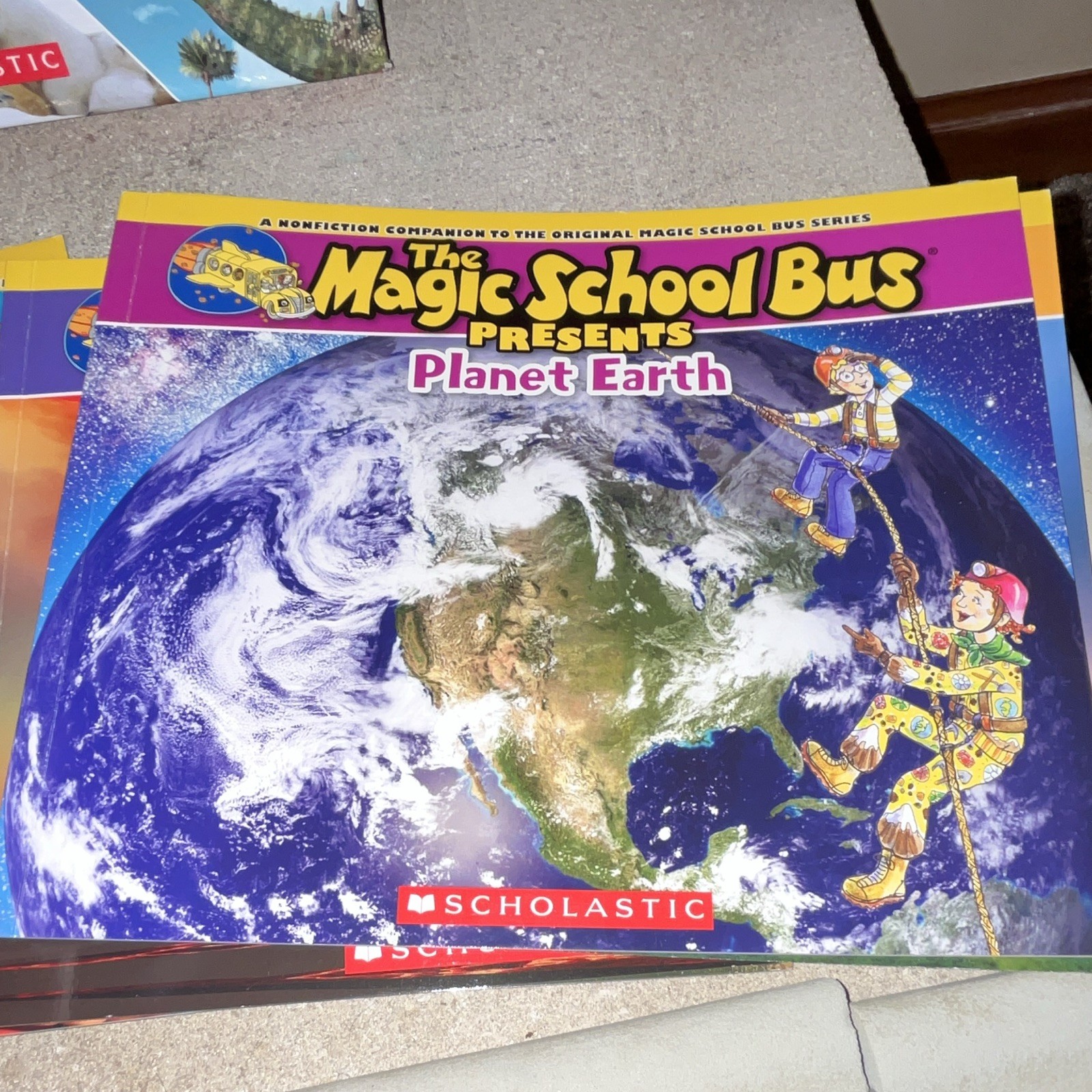 Scholastic Magic School Bus Presents 10-Book Box Set