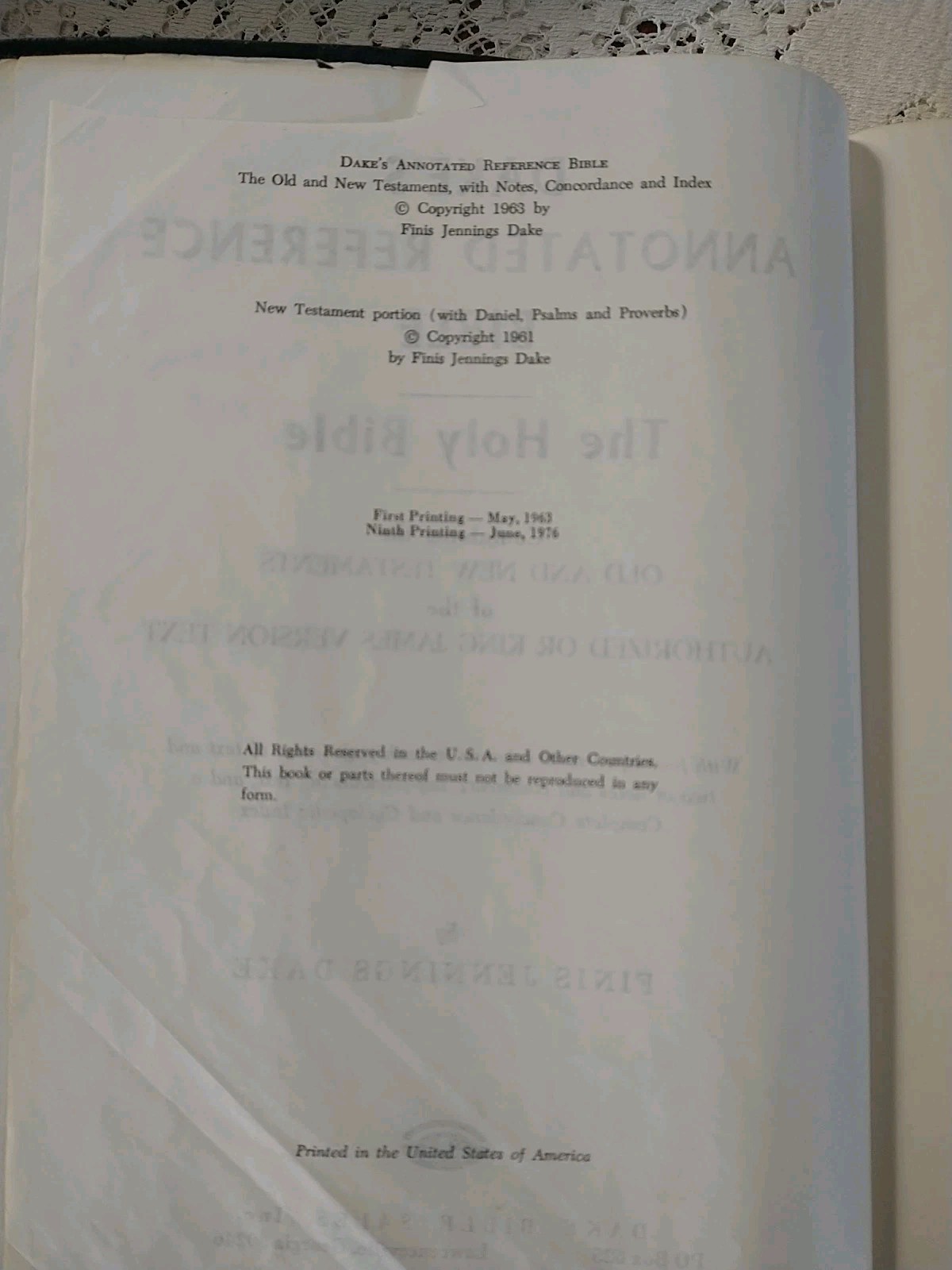 Genuine Leather Dakes Annotated Reference Bible Old New Testament KJV Black 1961