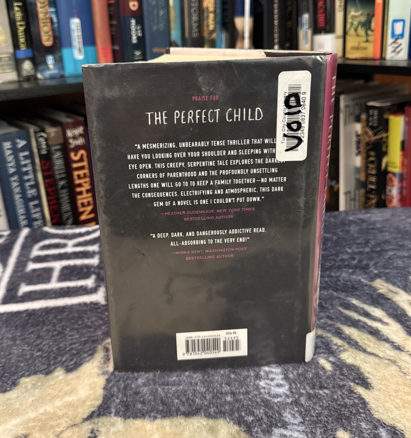 The Perfect Child – Lucinda Berry (2019, Hardcover) First Edition/Print, Ex-Lib.