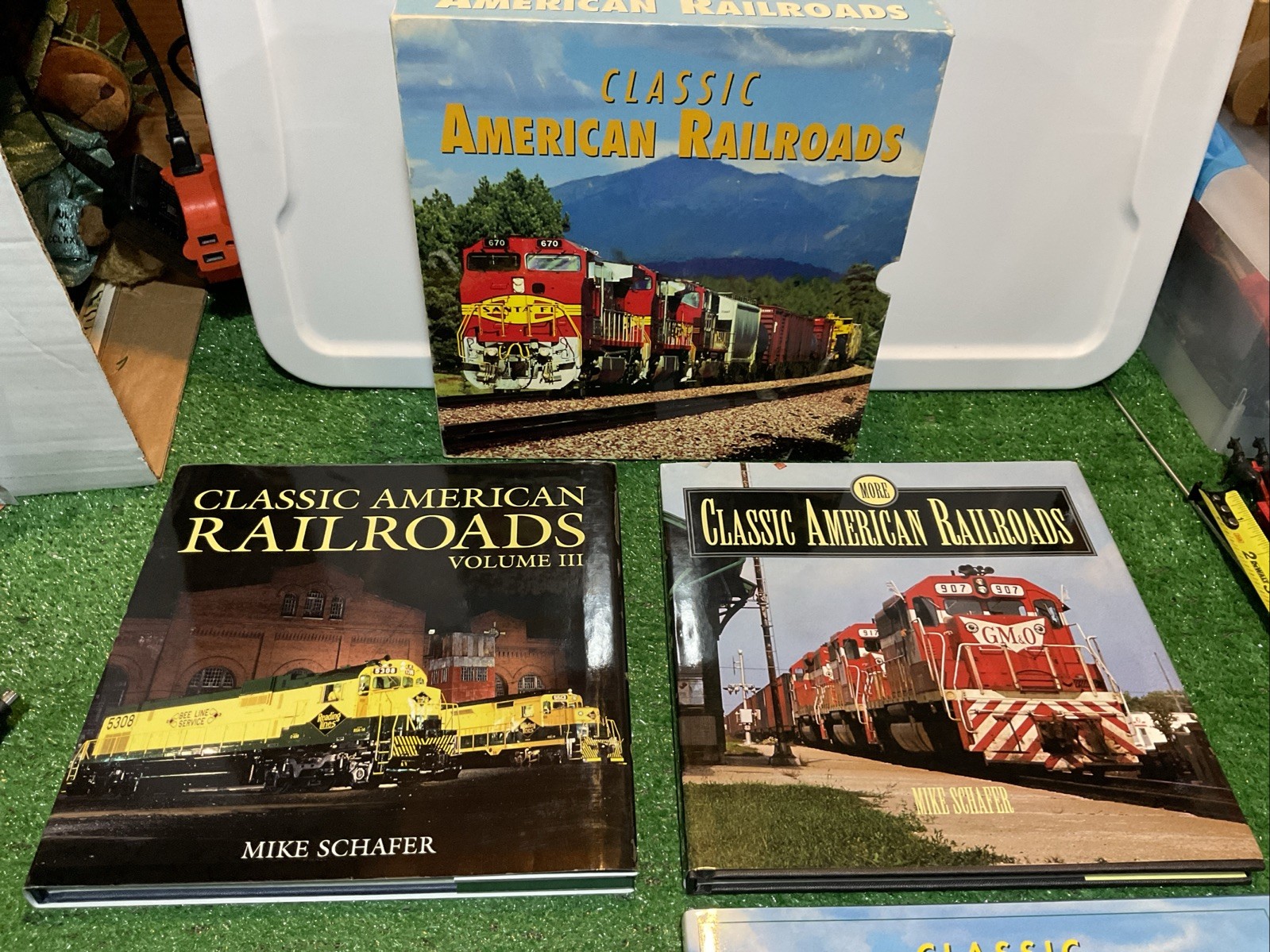 Classic American Railroad 3-Volume Set: Santa Fe, Pennsylvania, Southern Pacific