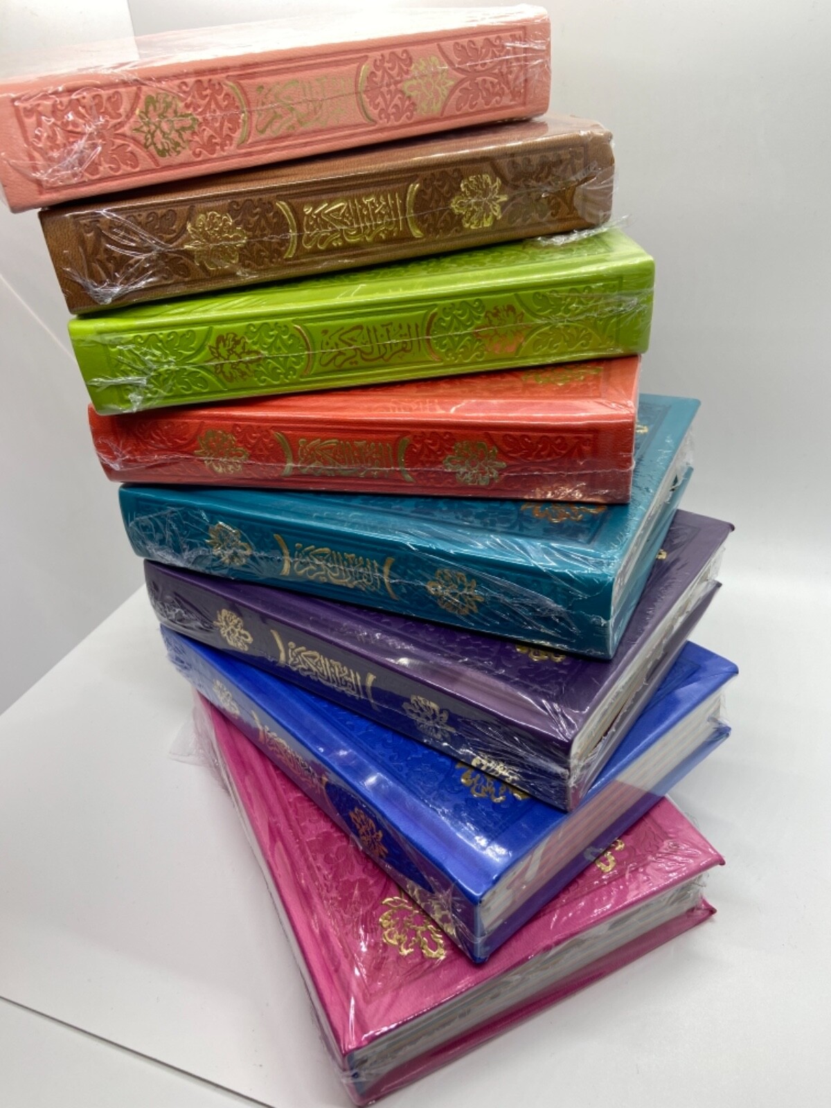 Holy Quran Uthmania Script, colored with words meanings size:6.5*5 inch Arabic